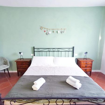 Casa Arya - Independent House - Near The Walls ลุคคา ภายนอก รูปภาพ
