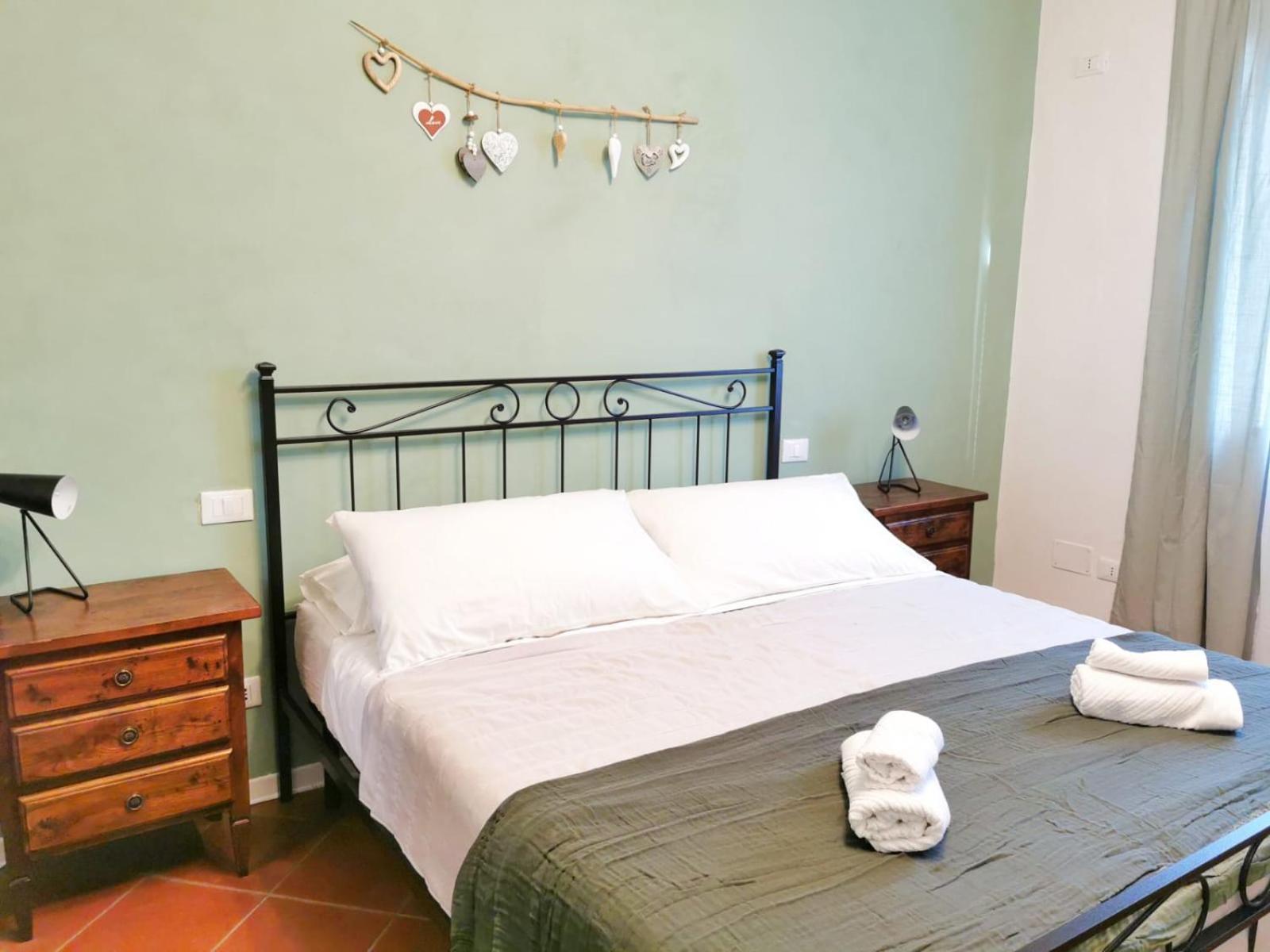 Casa Arya - Independent House - Near The Walls ลุคคา ภายนอก รูปภาพ