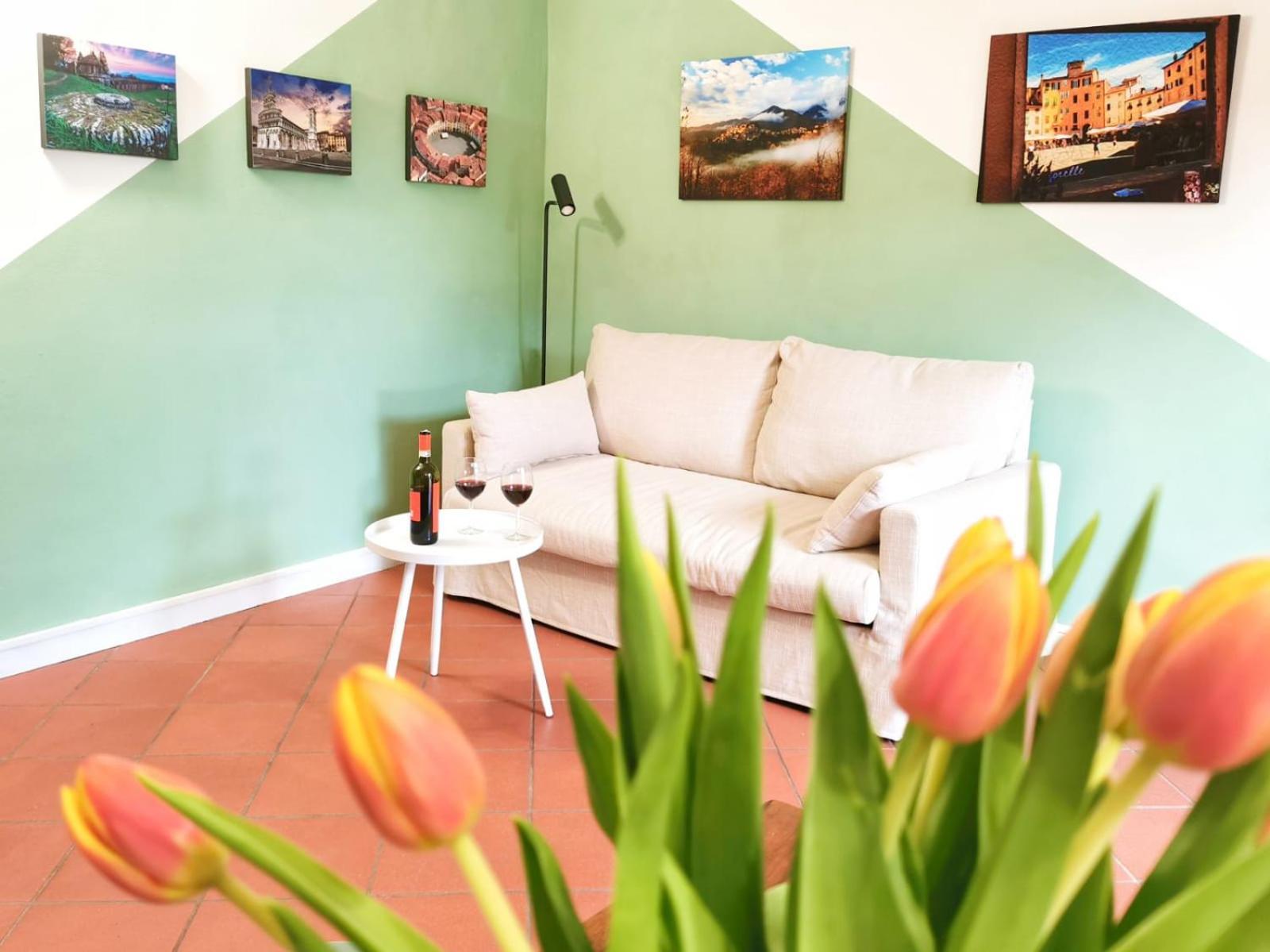 Casa Arya - Independent House - Near The Walls ลุคคา ภายนอก รูปภาพ
